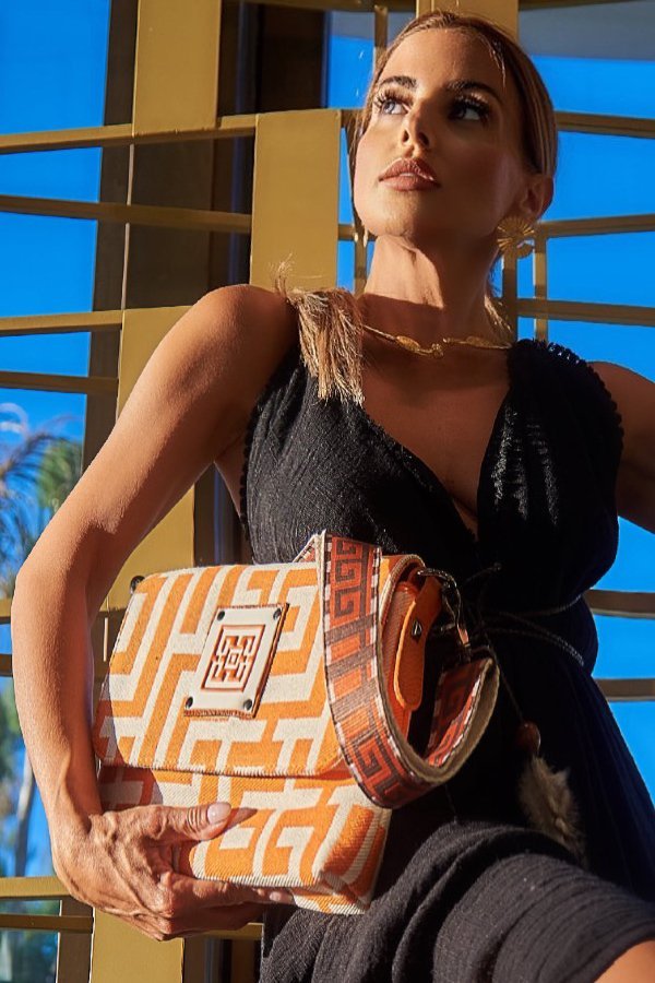 Midneto Aphrodite Shoulder Bag - Image 17