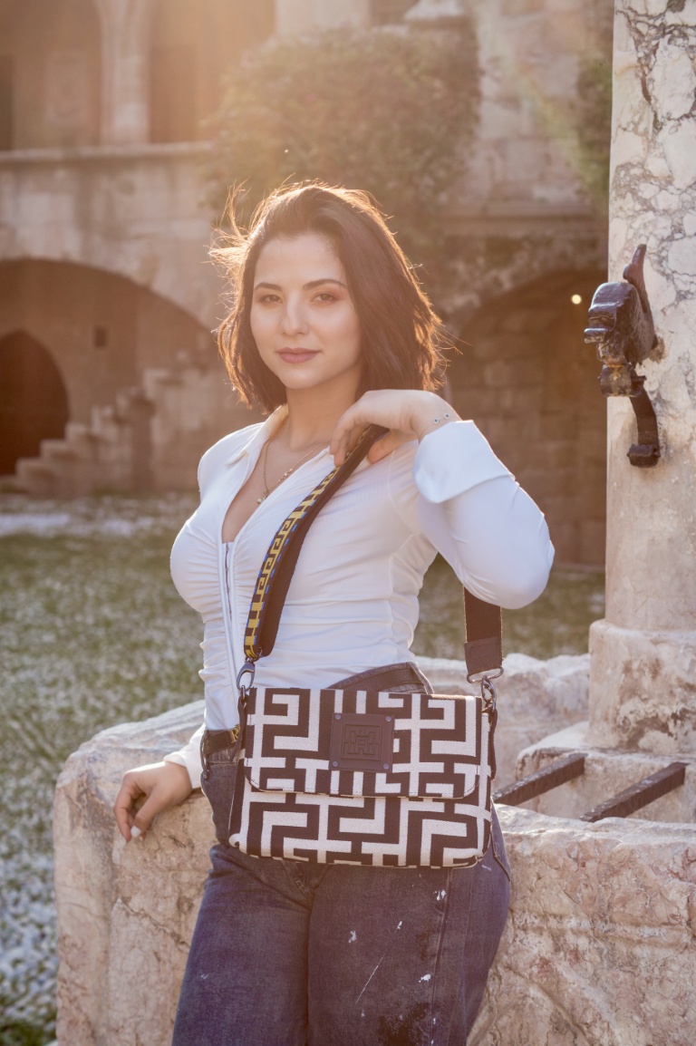 Midneto Aphrodite Shoulder Bag - Image 70