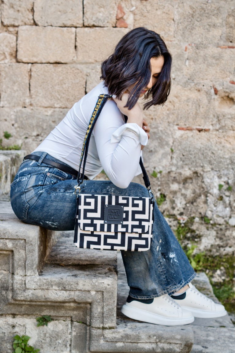 Midneto Aphrodite Shoulder Bag - Image 61