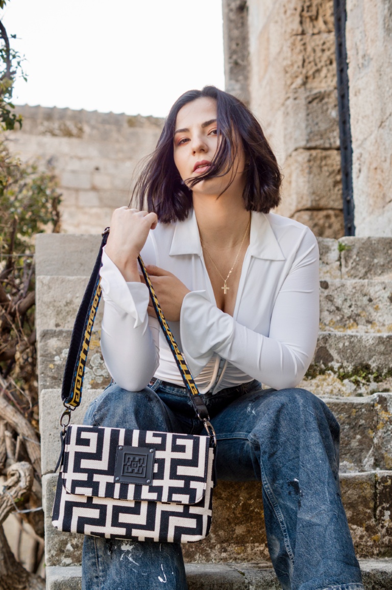 Midneto Aphrodite Shoulder Bag - Image 83