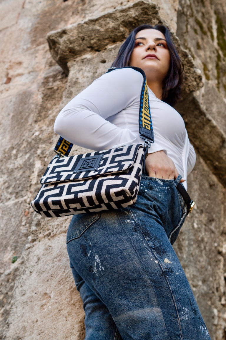 Midneto Aphrodite Shoulder Bag - Image 74