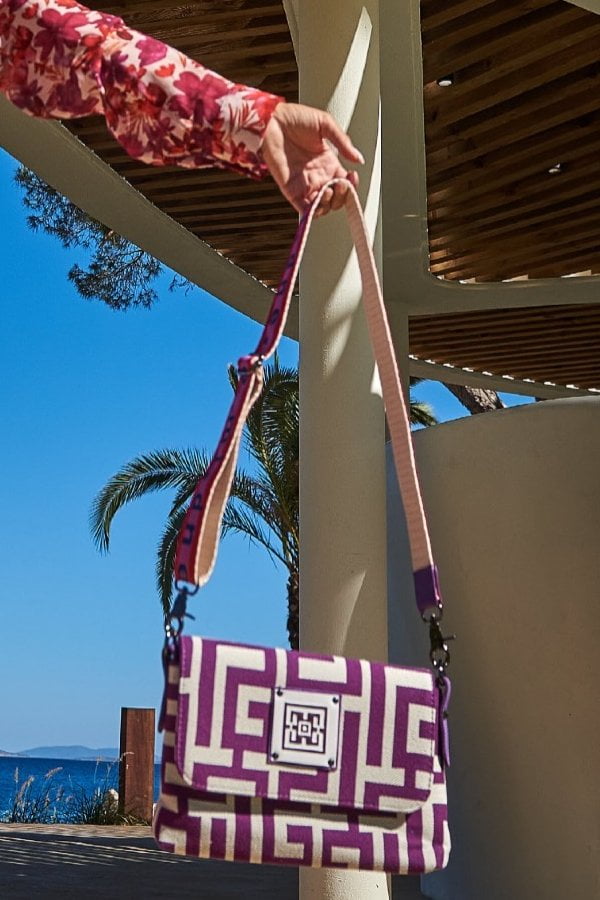 Midneto Aphrodite Shoulder Bag - Image 7