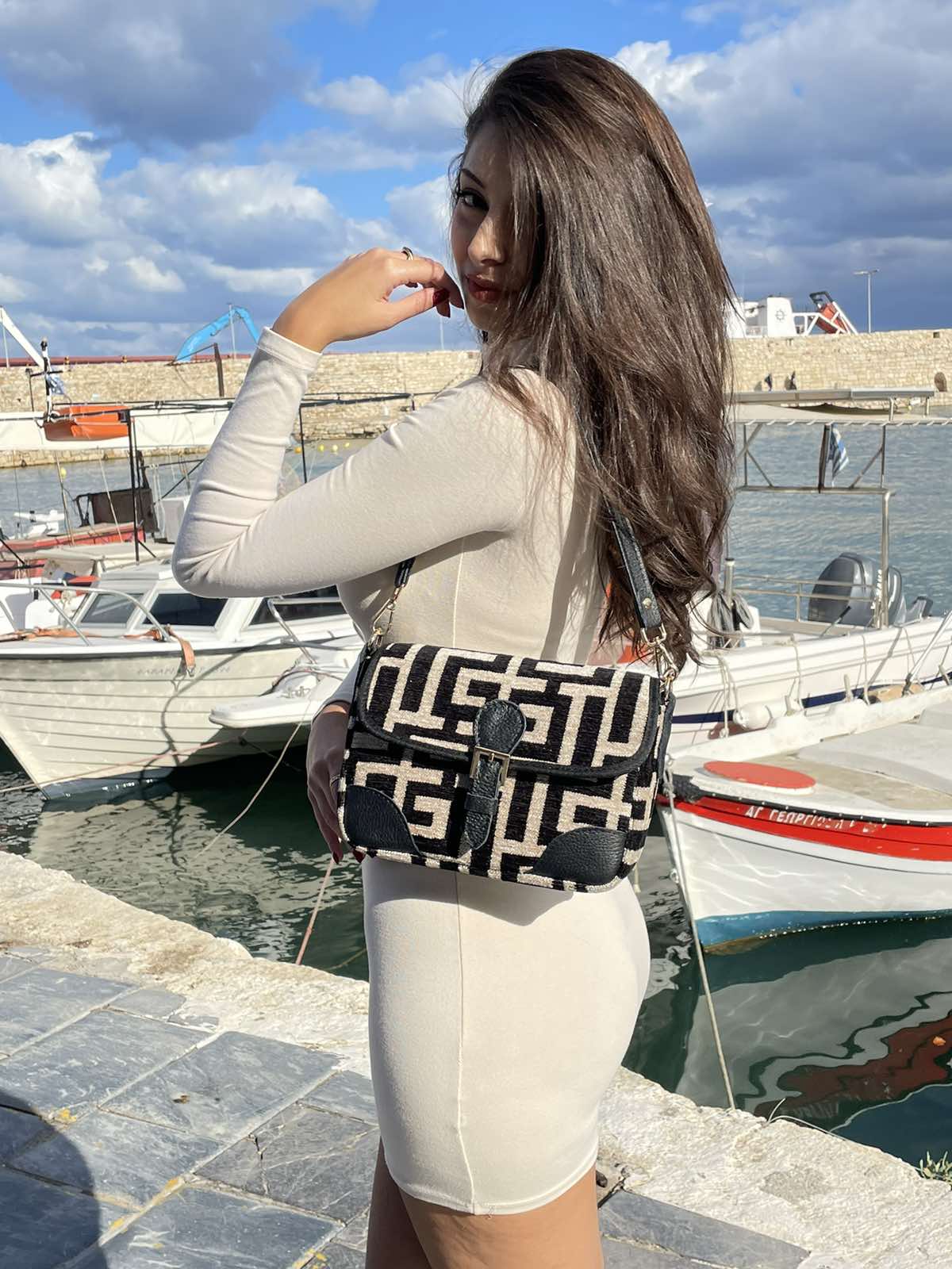 Midneto Shoulder Bag Ismini, Chenille, Μαύρο-Μπεζ Χρώμα, - Image 2